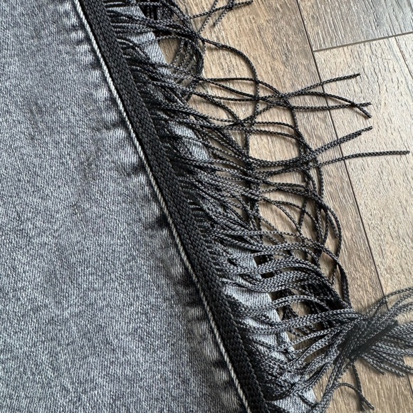 Nasty Gal Jeans. Fringe, black in color. Women’s size 6. - Picture 6 of 8